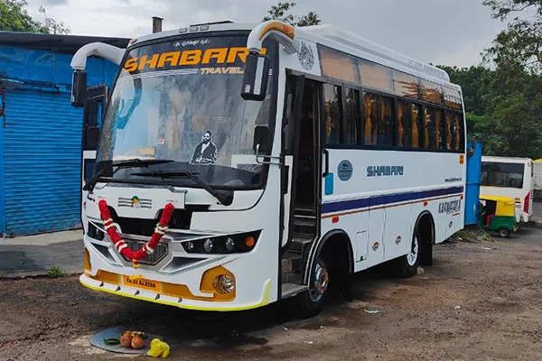 35 seater AC Luxury coach Bus
